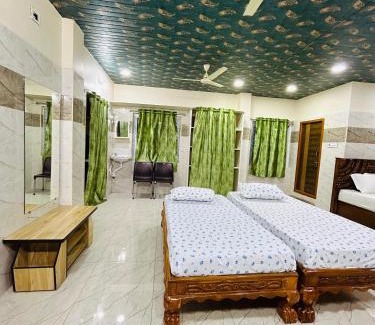 Narasaraopet Hotel | Hotel RPR grand