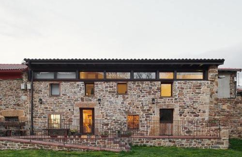 Santa Maria de Redondo Hotel | Hotel Rural Las Encinas
