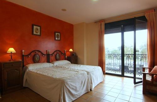 Tejeda de Tietar Hotel | Hotel Rural Hojaranzos