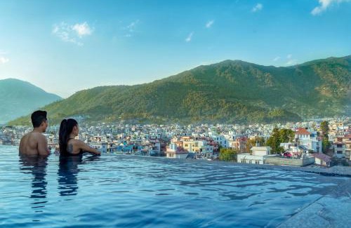 Burhanilkantha Hotel | Hotel Sabrina Kathmandu