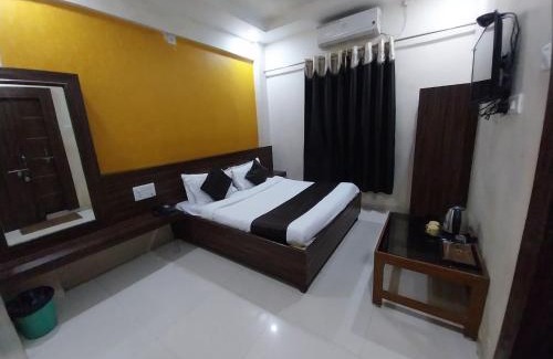 Shirdi Hotel | Hotel Sachidanand-Walkable distance from Temple