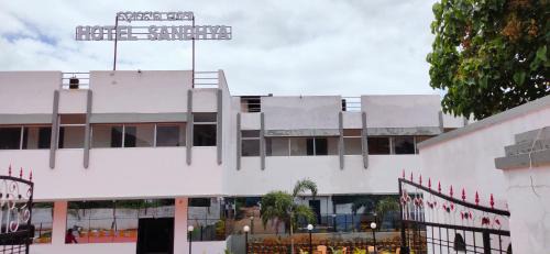 Jeypore Hotel | Hotel Sandhya