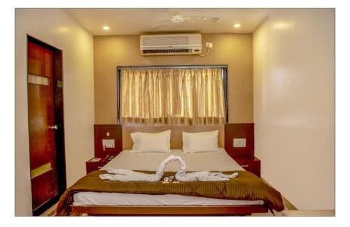 Shirur Hotel | Hotel Sangram Palace