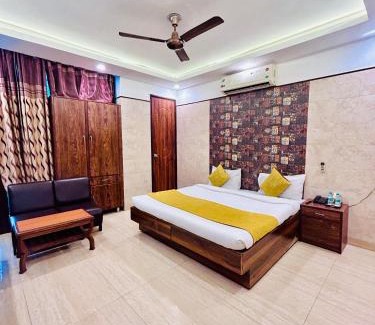 Jangupura Extension Hotel | Hotel Satwah Home Stay Just 10 Minute Away Form Nizamuddin Railway Station