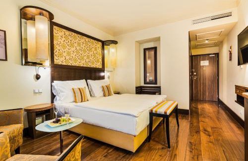 Chvalovice Hotel | Hotel Savannah