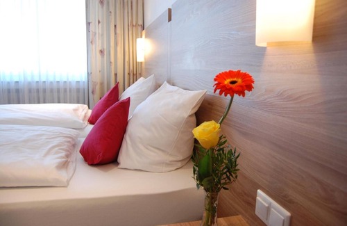 Burscheid Hotel | Hotel Schützenburg