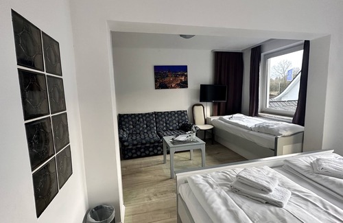 Owschlag Hotel | Hotel Seeblick Försterhaus