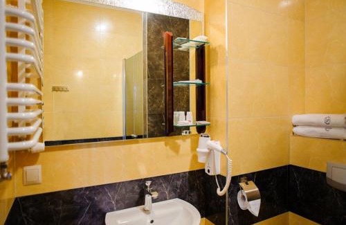 Rawa Mazowiecka Hotel | Hotel Sevilla