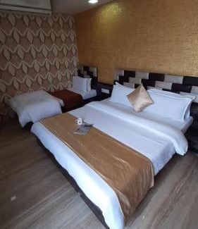 Navsari Hotel | Hotel Shahi Darbar