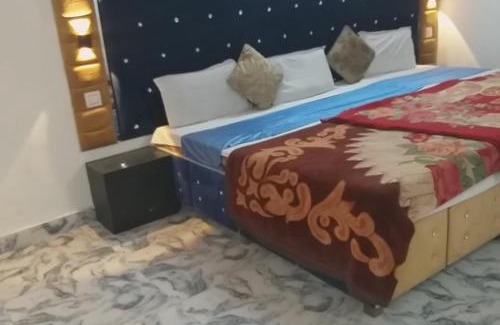 Amritsar Hotel | Hotel Shehnaz Inn - Walking Distance for Golden Temple