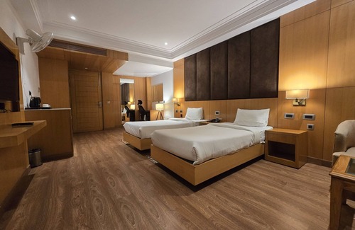 Shahjahanpur Hotel | HOTEL SHEMRON