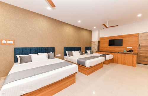 Mysore Hotel | HOTEL SHINE INTERNATIONAL