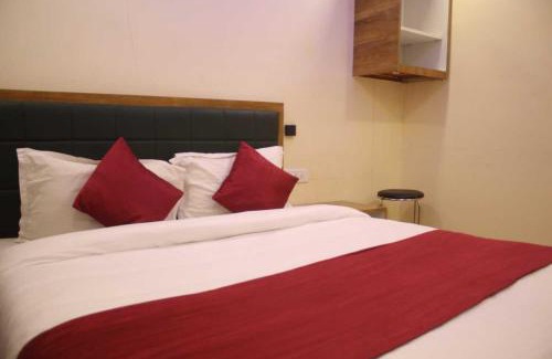 Goregaon West Hotel | Hotel Siddharth Residency- Siddharth Nagar, Goregaon West