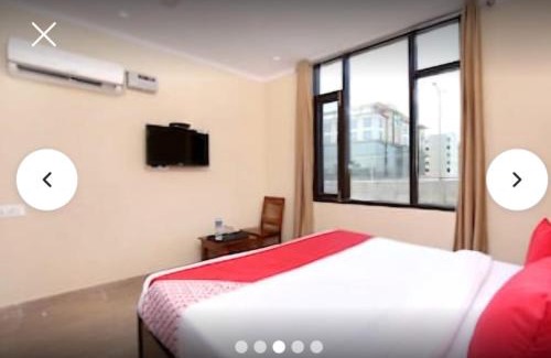 Zirakpur Hotel | Hotel Sky line ambala road Zirakpur