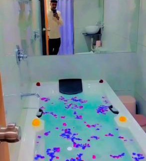 Navrangpura Hotel | Hotel Skyland