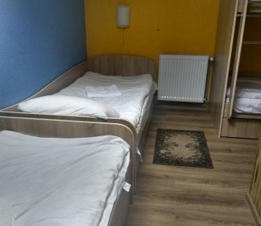 Manyava Hotel | Hotel Smaragd