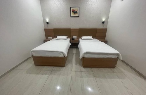 Morbi Hotel | Hotel Sparsh Inn Morbi