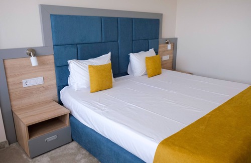 g.k. Trakia Hotel | Hotel SPS