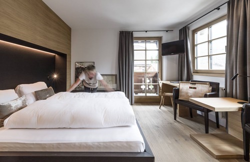 Strassen Hotel | Hotel Strasserwirt Ansitz zu Tirol