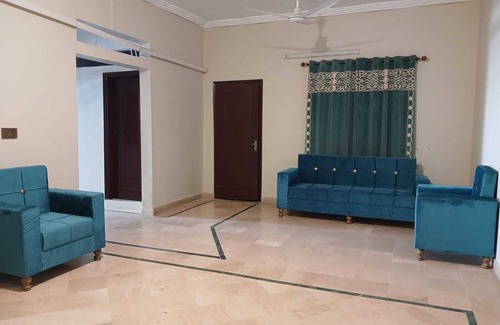 Gulshan-e-Iqbal Bed & Breakfast | Hotel Subhan Palace 2