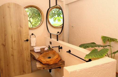 Fredonia Hotel | Hotel Tahití
