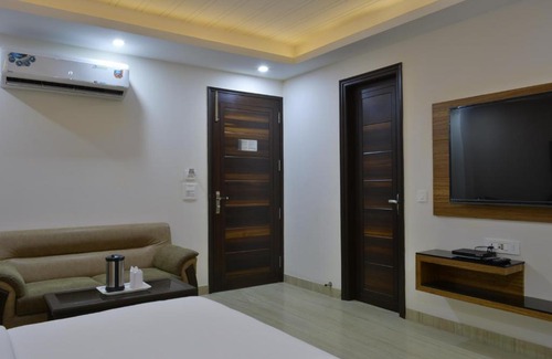 Dariyaganj Hotel | Hotel Tara Palace Redfort