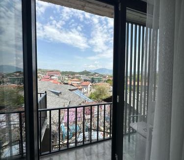 Akhaltsikhe Hotel | Hotel Terrace Rabath