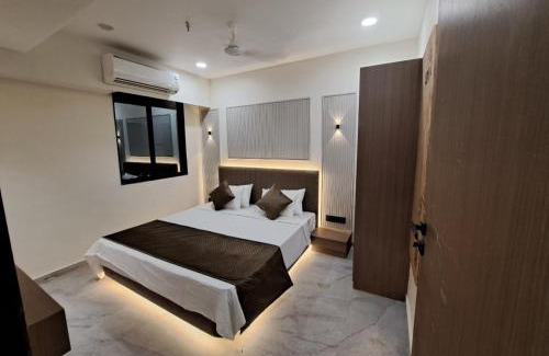 Saraspur Hotel | Hotel The 19