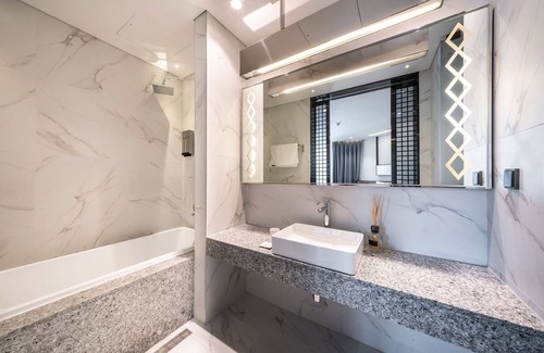 Jamsil-dong Hotel | Hotel the Castle Sincheon