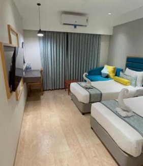 Surat Hotel | Hotel The Excellency