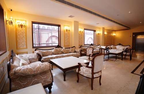 Amroha Hotel | HOTEL THE FORT