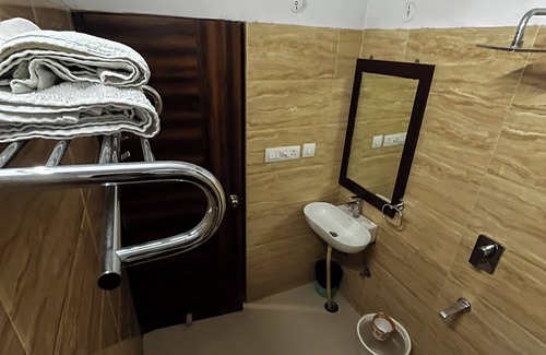 Kookas Hotel | Hotel The Grand Kukas
