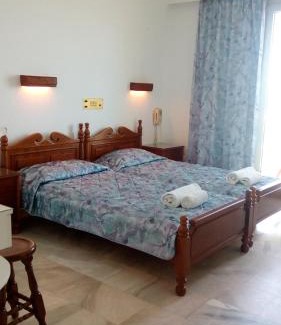 Milos Hotel | Hotel Theris