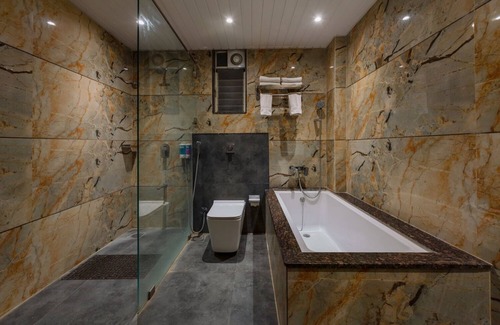 Vijayapura Hotel | Hotel Town Palace