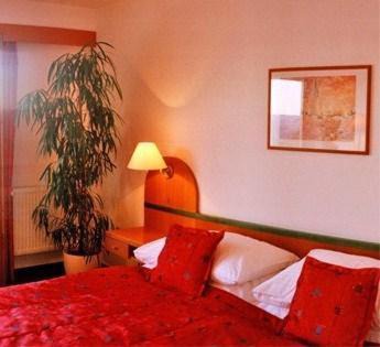 Prague 8 Hotel | Hotel Troja