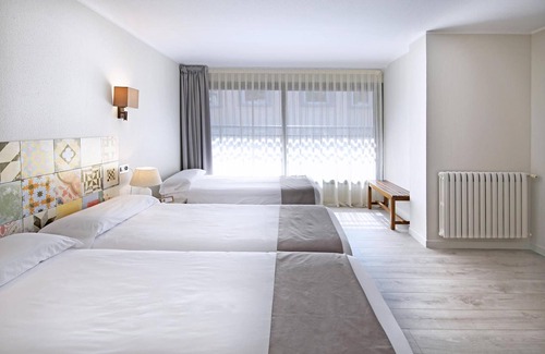 Avinguda de Carlemany Hotel | Hotel Tudel