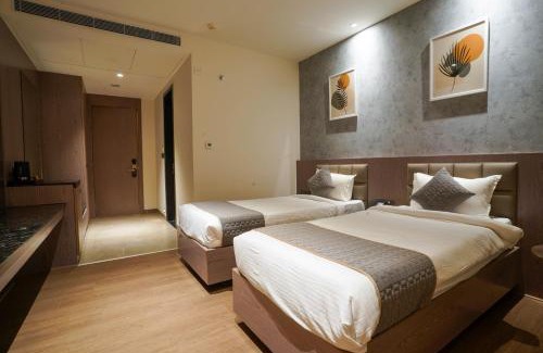 Hyderabad Hotel | Hotel Tulips Grand