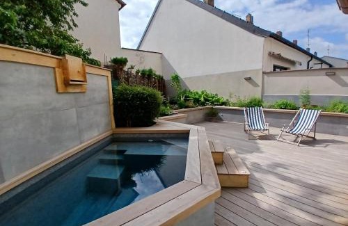 Ceske Budejovice Hotel | Hotel u Budvaru