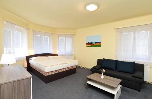 Liberec Hotel | Hotel U Jezírka