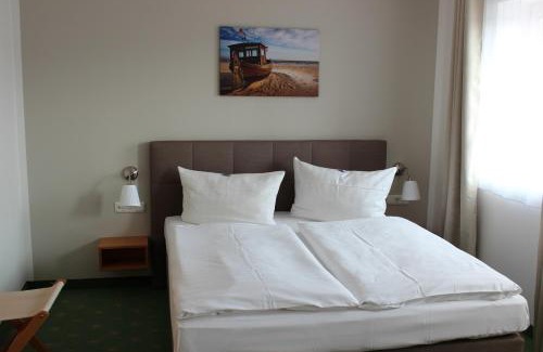 Peenemuende Hotel | Hotel und Restaurant "Zur Zwiebel"