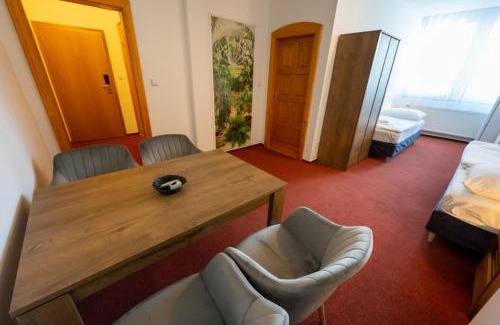 Usti nad Orlici Hotel | Hotel Uno