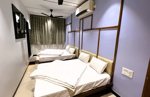 Wadhwan Hotel | Hotel Vandana Palace