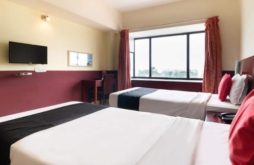 Maraimalai Nagar Hotel | Hotel Vassi Palaze