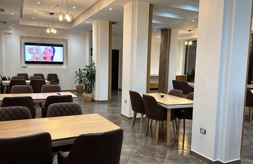Nikel Hotel | Hotel Verzaci