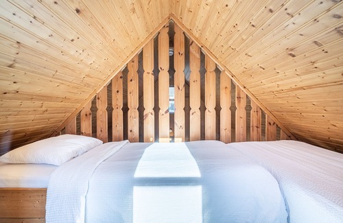 Hafnarfjordur Hotel | Hotel Viking