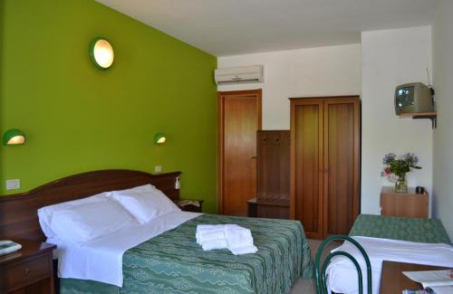Rodi Garganico Hotel | Hotel Villa A Mare