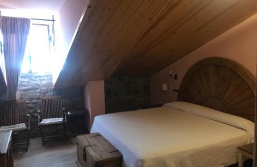 Ainsa Hotel | Hotel Villa Románica