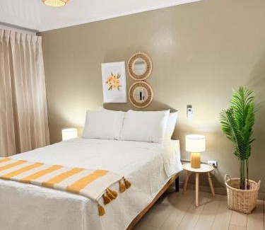 Quesada Hotel | Hotel VillaFlores