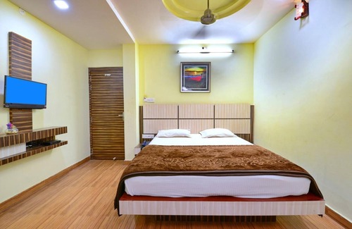 Bargarh Hotel | Hotel Vinayak
