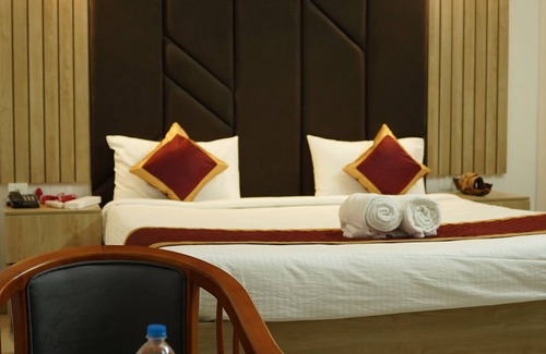 Chittur Hotel | Hotel Vintage Palace